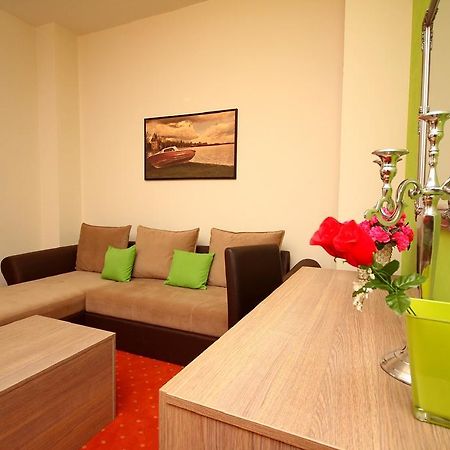 Vila Palic Hotel Екстериор снимка