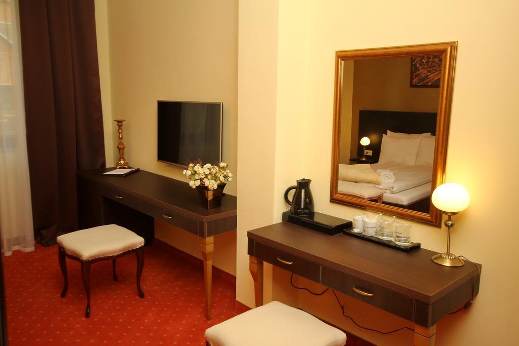 Vila Palic Hotel Екстериор снимка