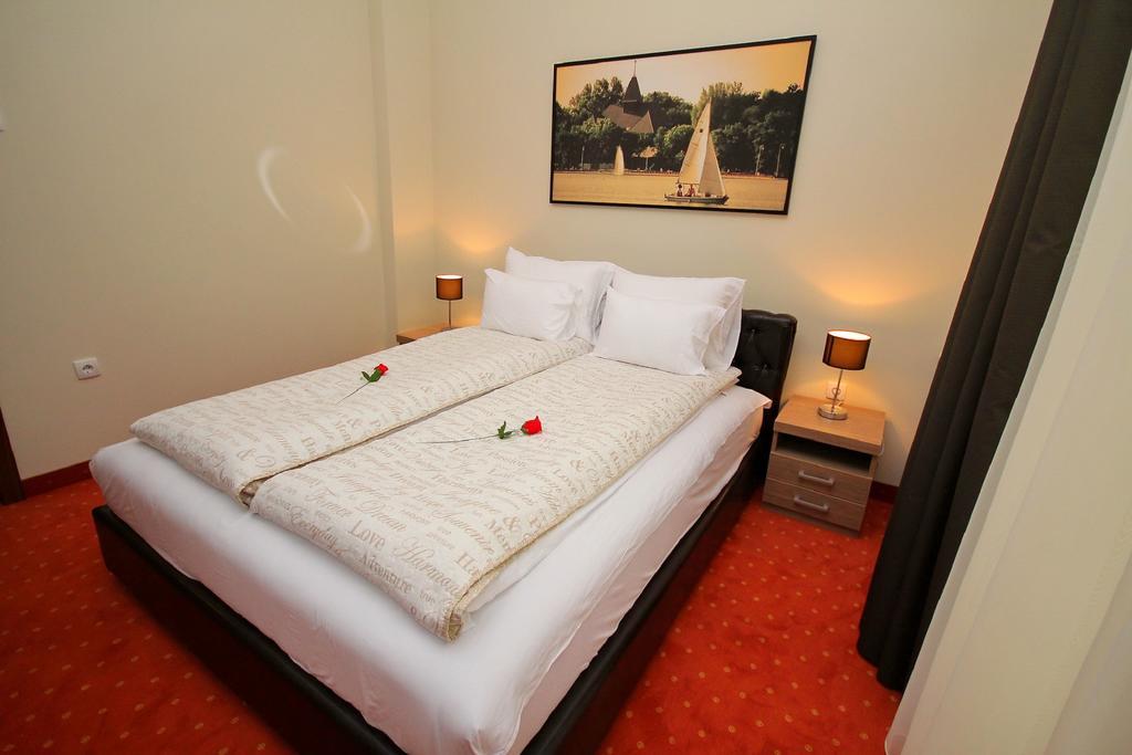 Vila Palic Hotel Екстериор снимка