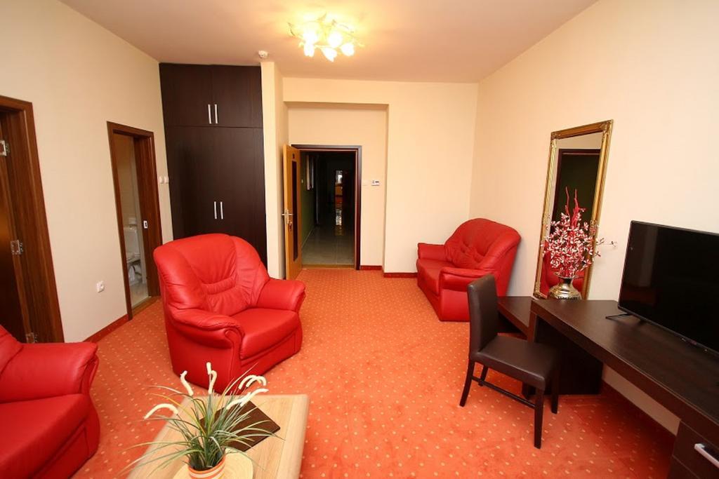 Vila Palic Hotel Екстериор снимка