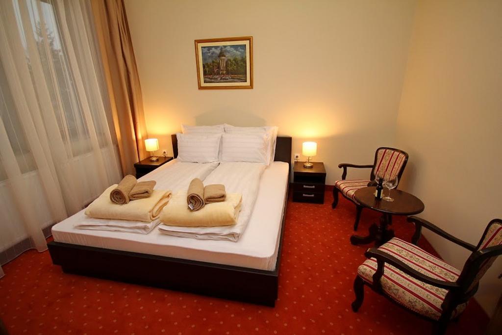 Vila Palic Hotel Екстериор снимка