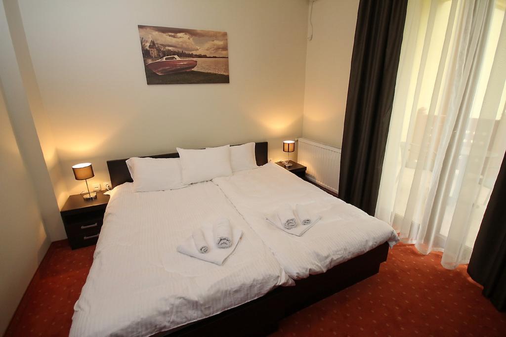 Vila Palic Hotel Екстериор снимка