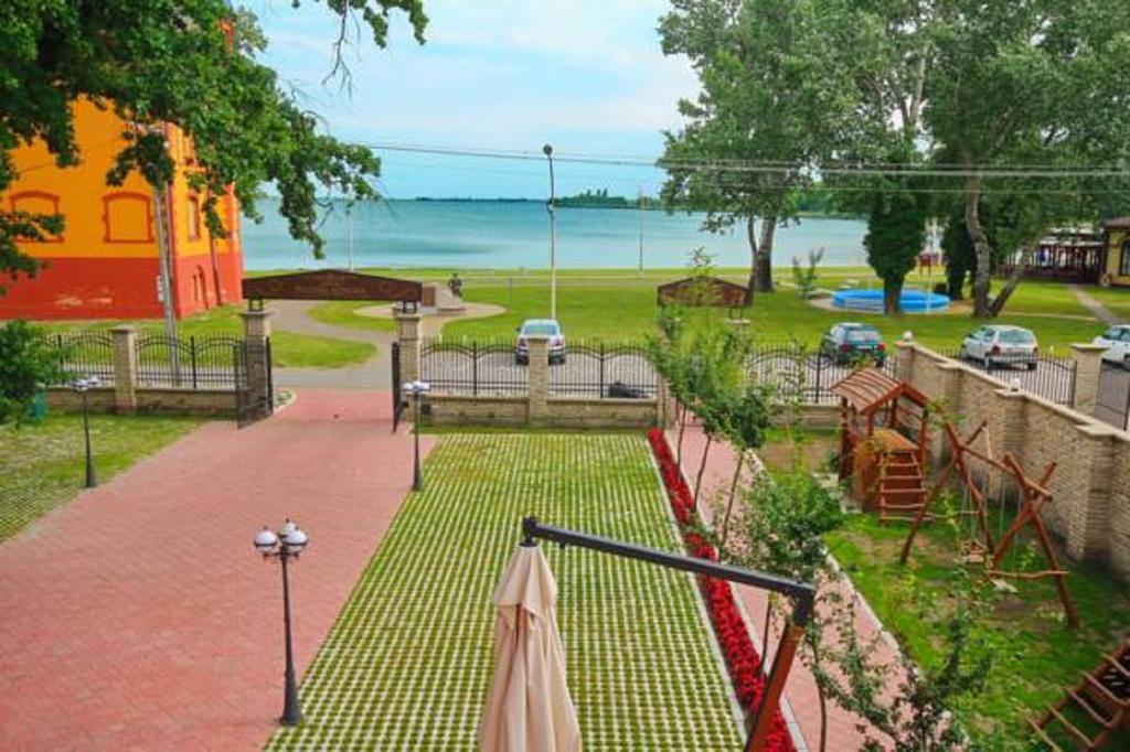 Vila Palic Hotel Екстериор снимка